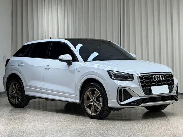 Audi Q2L — Фото автомобиля 2