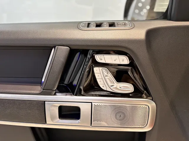 Mercedes-Benz G-Class — Фото автомобиля 13