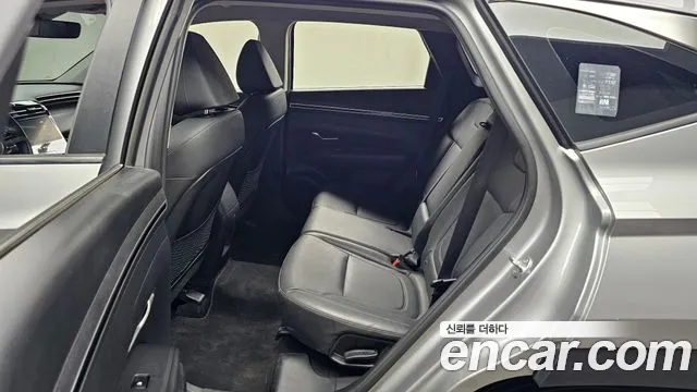 Hyundai Tucson Tucson (NX4) Дизель 2.0 2WD — Фото автомобиля 11