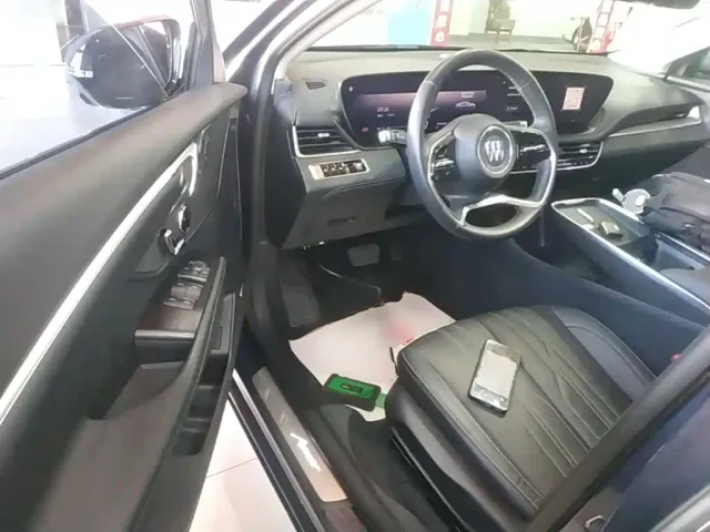 Buick LaCrosse — Фото автомобиля 11