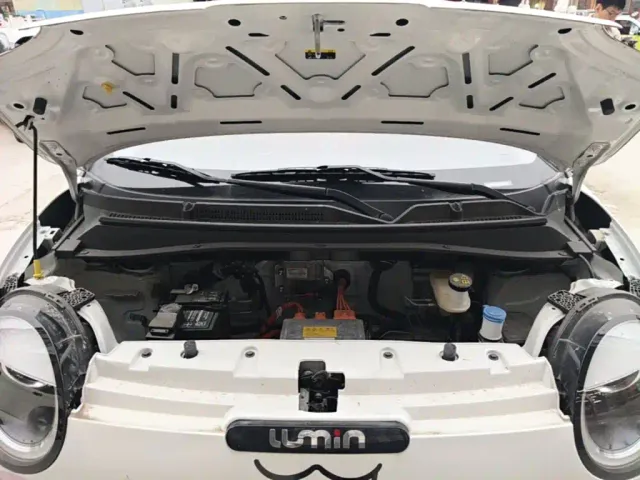 Changan Lumin — Фото автомобиля 19