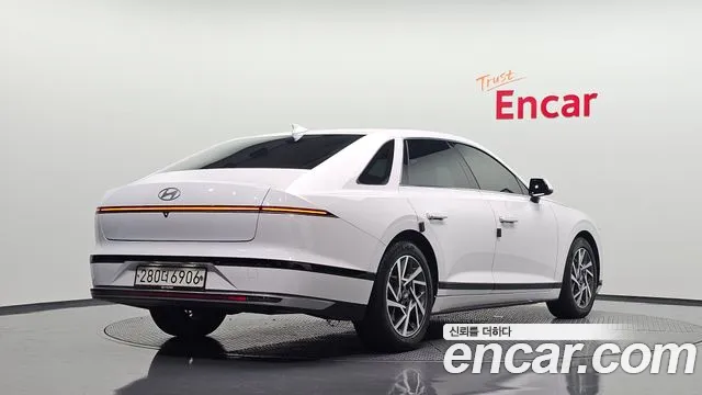 Hyundai Grandeur GN7 — Фото автомобиля 2