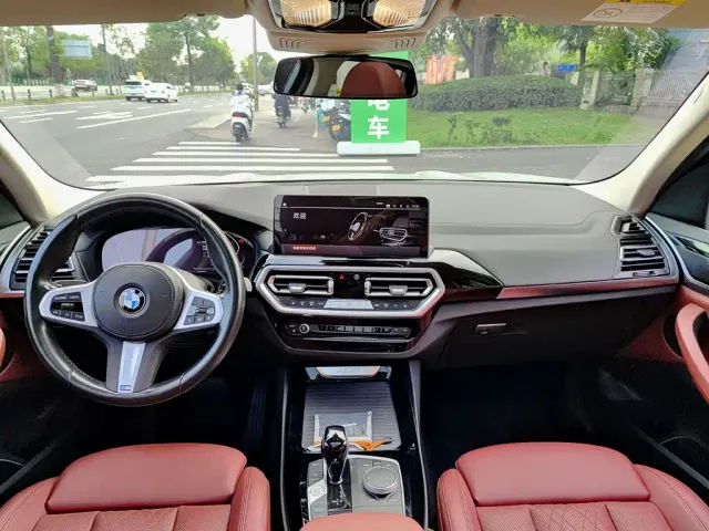 BMW X3 — Фото автомобиля 10