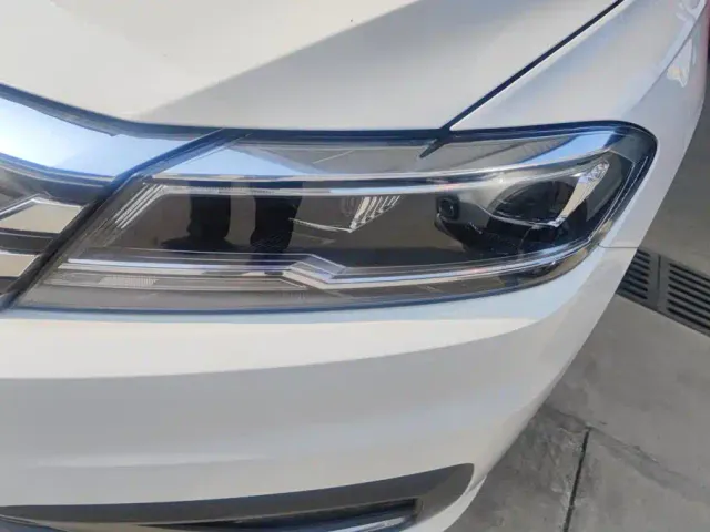 Volkswagen Lavida — Фото автомобиля 5