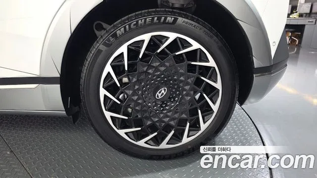 Hyundai Ioniq 5 — Фото автомобиля 6