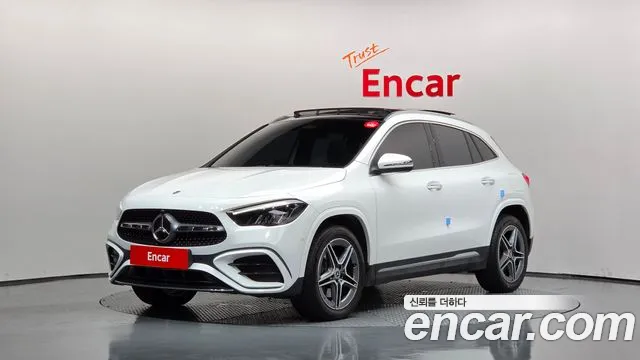 Фотография автомобиля — Mercedes-Benz GLA-Class H247