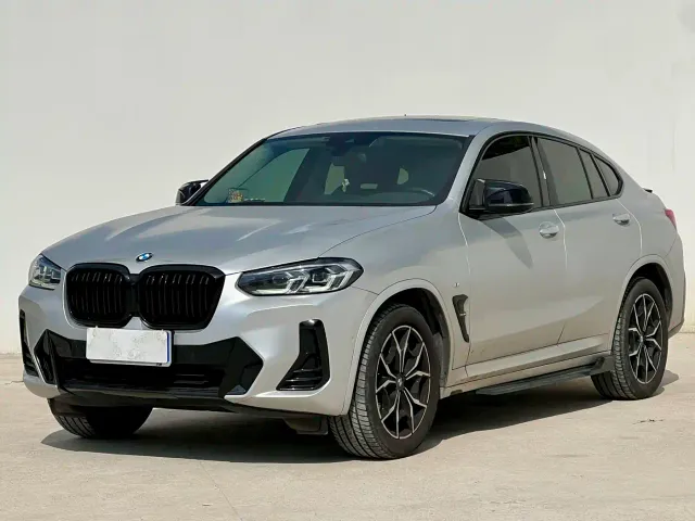 Фотография автомобиля — BMW X4