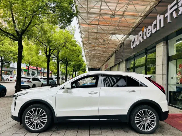 Cadillac XT4 — Фото автомобиля 13