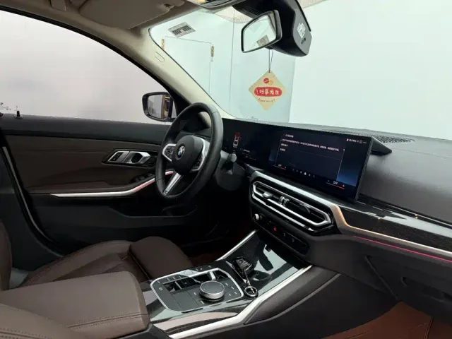 BMW 3 Series — Фото автомобиля 15