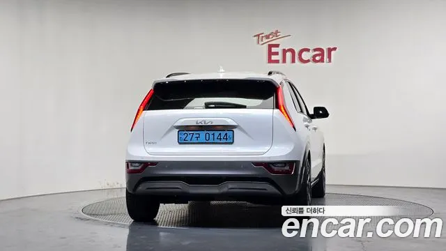 Kia Niro Niro (New) — Фото автомобиля 4