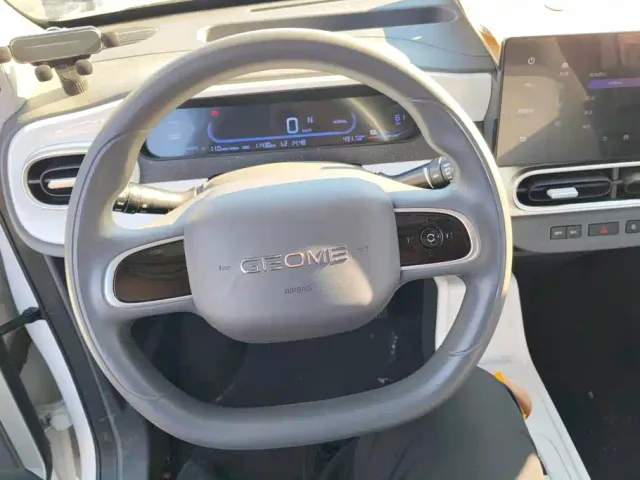 Geely Panda — Фото автомобиля 15