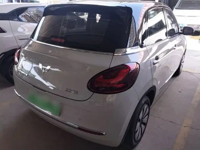 Wuling Bingo — Фото автомобиля 6