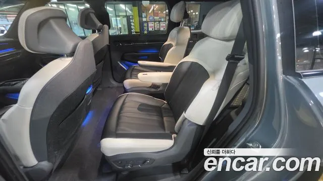 Kia EV9 — Фото автомобиля 7