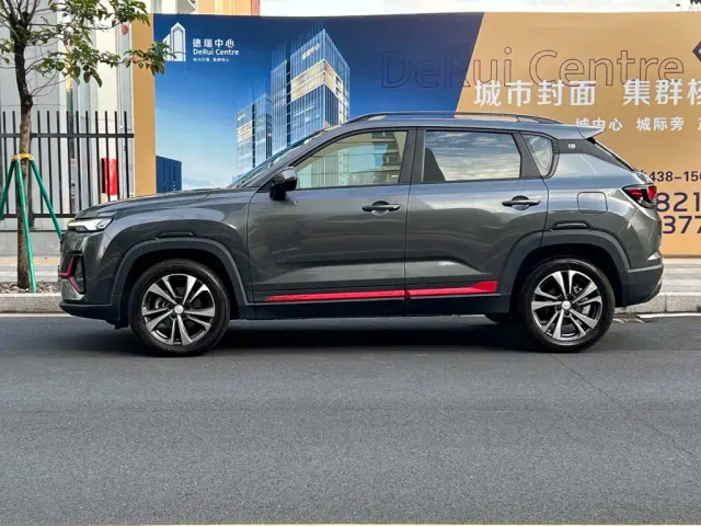 Changan CS35 Plus — Фото автомобиля 26
