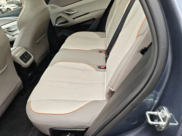 BYD Song Pro — Фото автомобиля 16