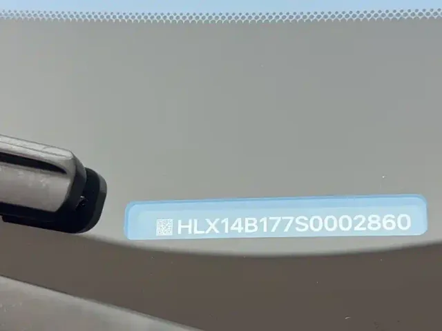 Li Auto MEGA — Фото автомобиля 2