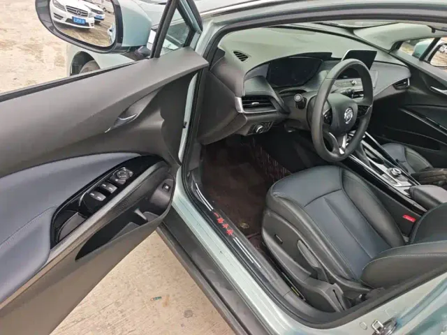 Buick Velite 6 — Фото автомобиля 15