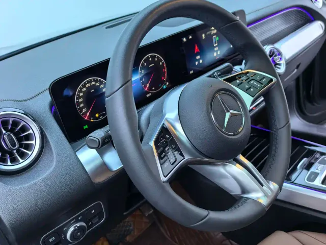 Mercedes-Benz GLB-Class — Фото автомобиля 10