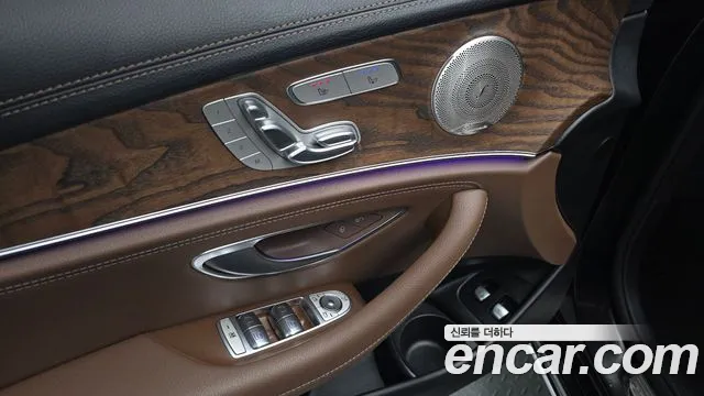 Mercedes-Benz E-Class W213 — Фото автомобиля 27