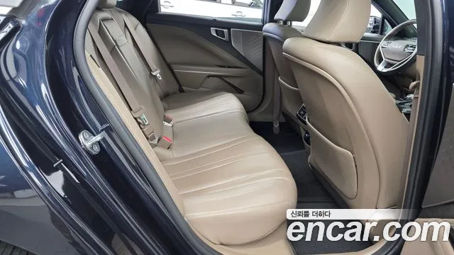 Kia K8 Hybrid — Фото автомобиля 12