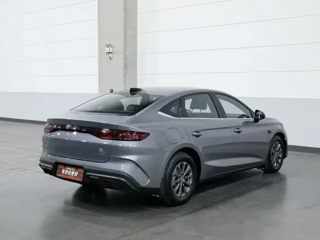 BYD Qin L — Фото автомобиля 2
