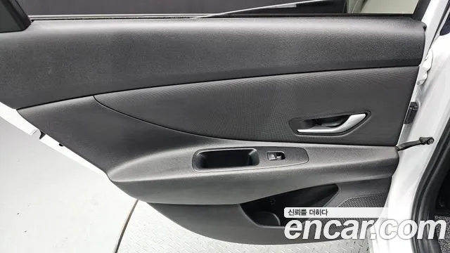 Hyundai Avante CN7 — Фото автомобиля 14