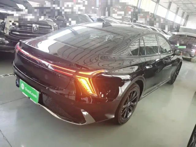 Hongqi H6 — Фото автомобиля 6