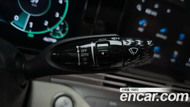Hyundai Grandeur New — Фото автомобиля 30