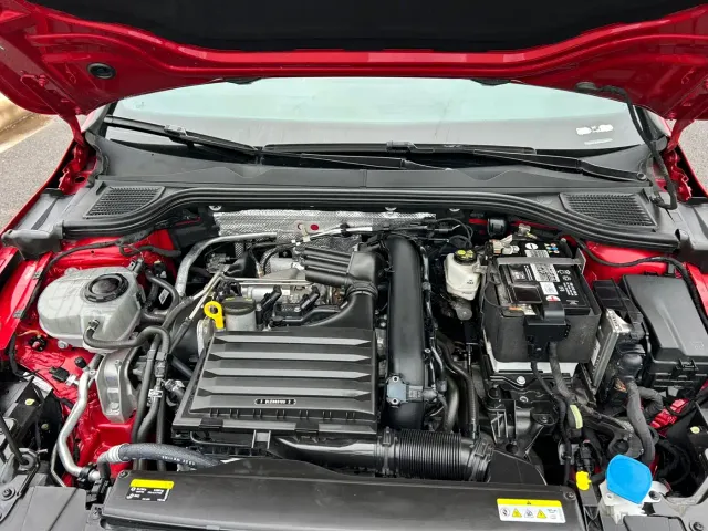 Volkswagen Golf 2023 Facelift 280TSI DSG R-Line Lite — Фото автомобиля 22