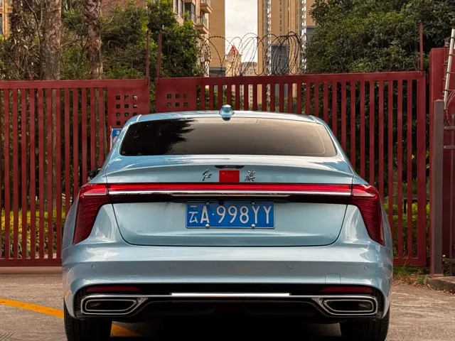 Hongqi H5 — Фото автомобиля 25