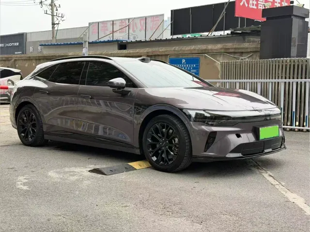 Zeekr 007 GT — Фото автомобиля 3