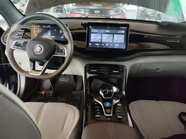 BYD Qin PLUS — Фото автомобиля 9