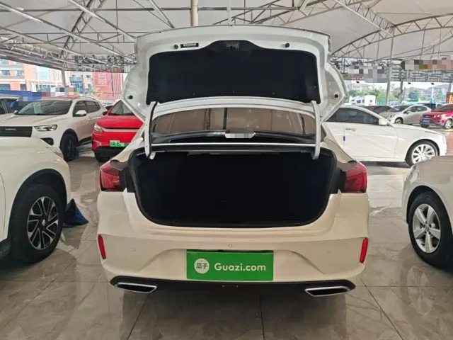Changan Eado — Фото автомобиля 18