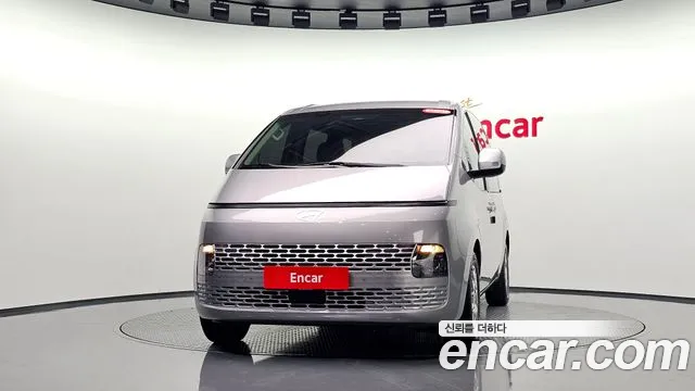 Hyundai Staria — Фото автомобиля 2