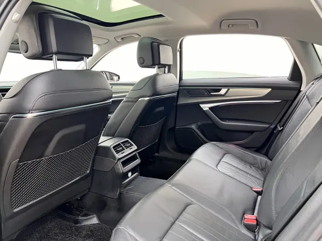 Audi A6L — Фото автомобиля 19