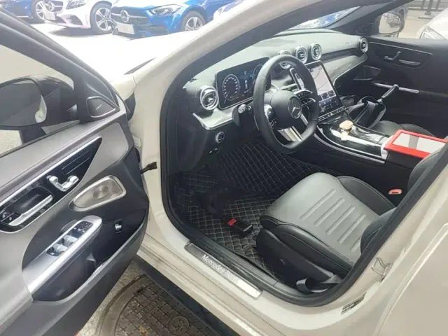Mercedes-Benz C-Class — Фото автомобиля 15