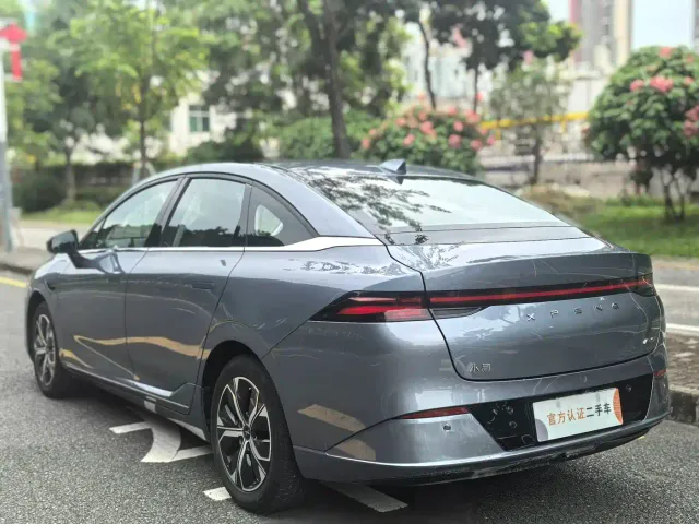 Xpeng P5 — Фото автомобиля 9