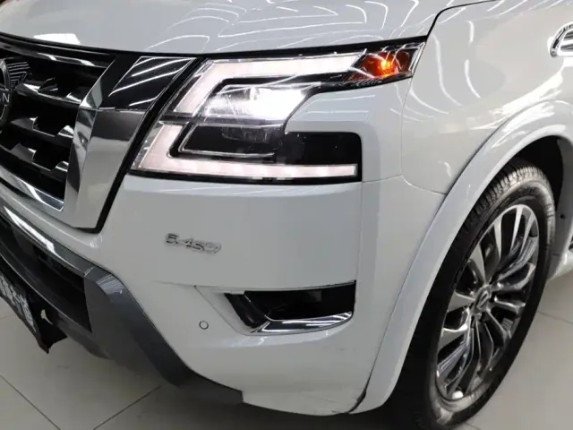 Nissan Patrol — Фото автомобиля 20