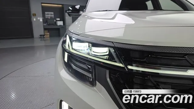 Kia Seltos Новый Seltos Бензин 2.0 4WD — Фото автомобиля 22