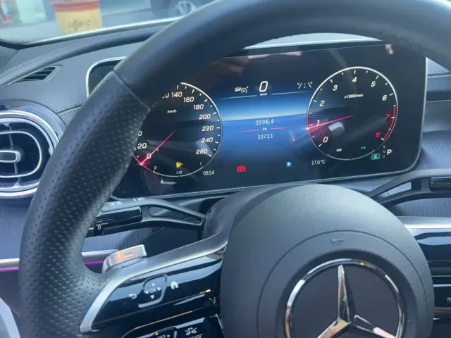 Mercedes-Benz C-Class — Фото автомобиля 3