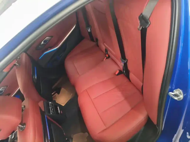 BMW 3 Series — Фото автомобиля 16