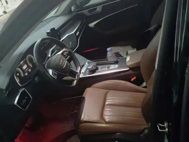 Audi A6L — Фото автомобиля 3