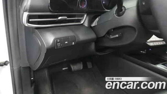 Hyundai Avante CN7 — Фото автомобиля 24