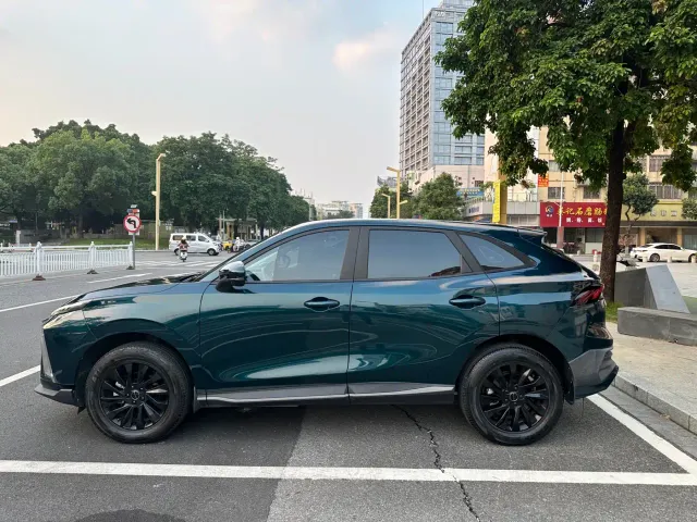 Forthing T5 Evo — Фото автомобиля 20