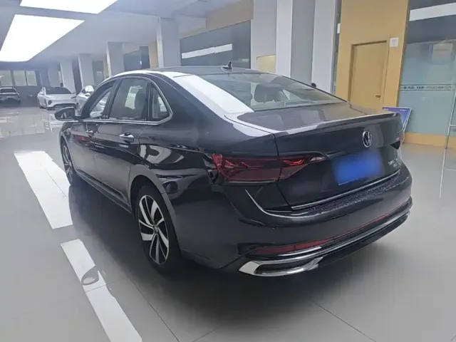 Volkswagen Sagitar — Фото автомобиля 4