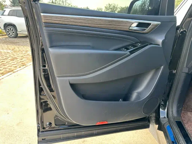 GAC Trumpchi M8 — Фото автомобиля 15