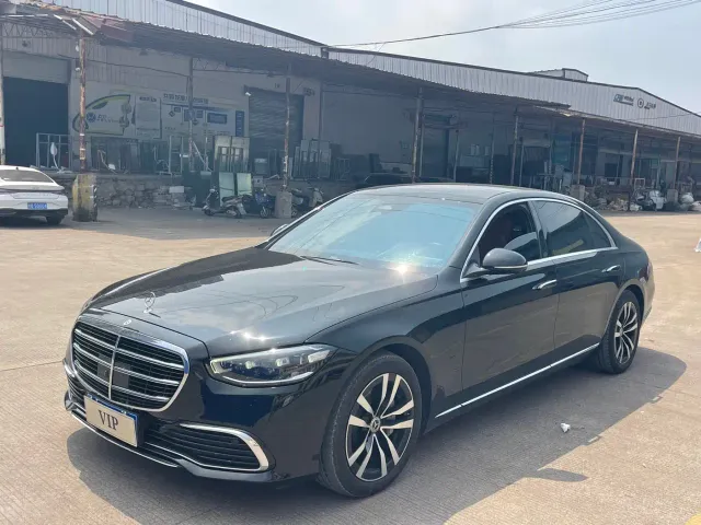 Фотография автомобиля — Mercedes-Benz S-Class