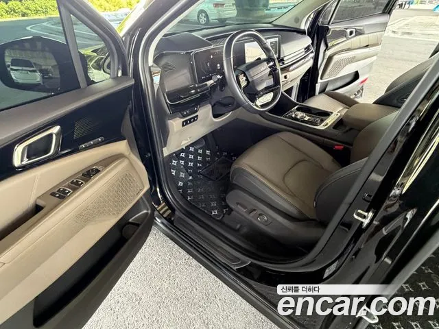 Kia Carnival Generation 4 — Фото автомобиля 13