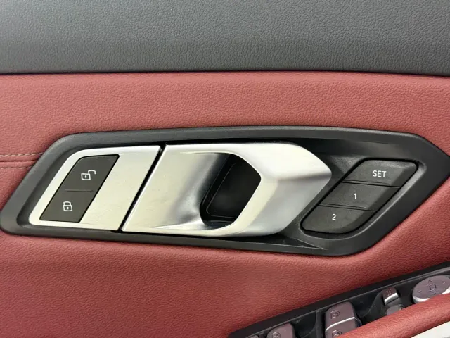 BMW 3 Series — Фото автомобиля 16