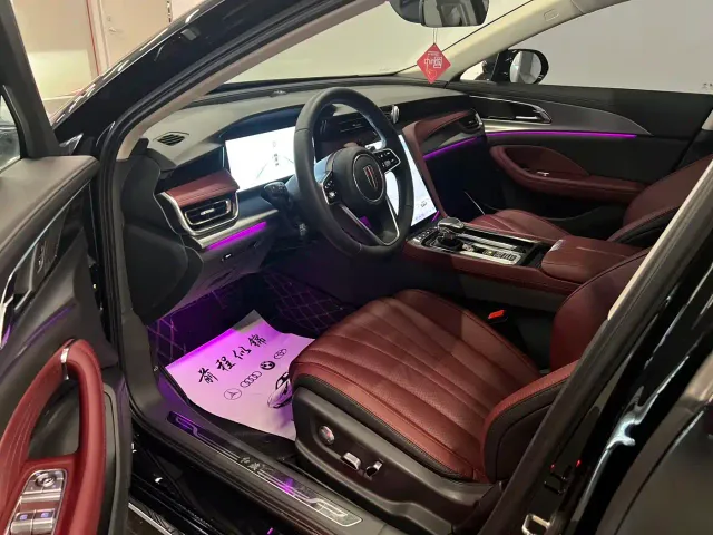 Hongqi H5 — Фото автомобиля 3
